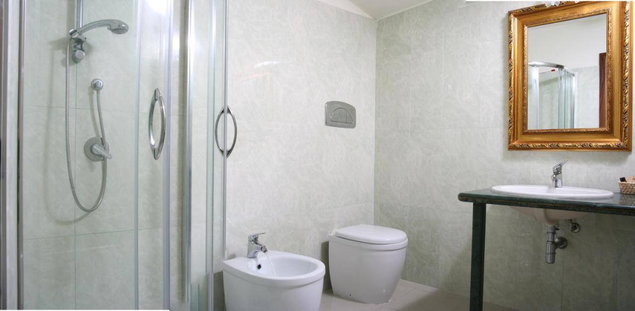 Hotel Hieracon Carloforte Kültér fotó
