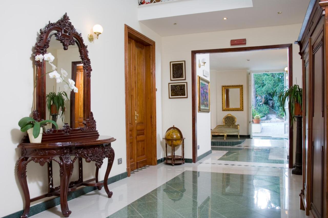 Hotel Hieracon Carloforte Kültér fotó