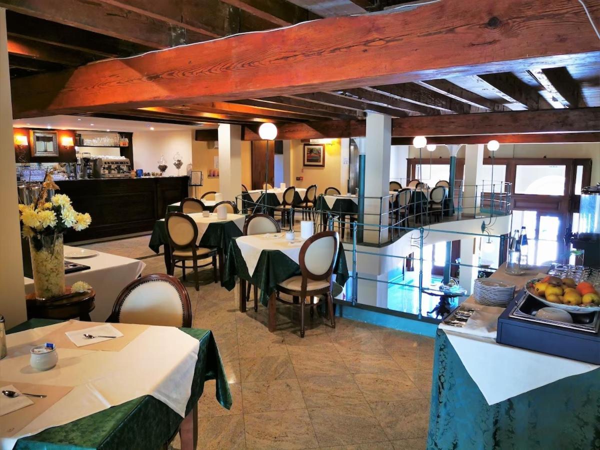 Hotel Hieracon Carloforte Kültér fotó