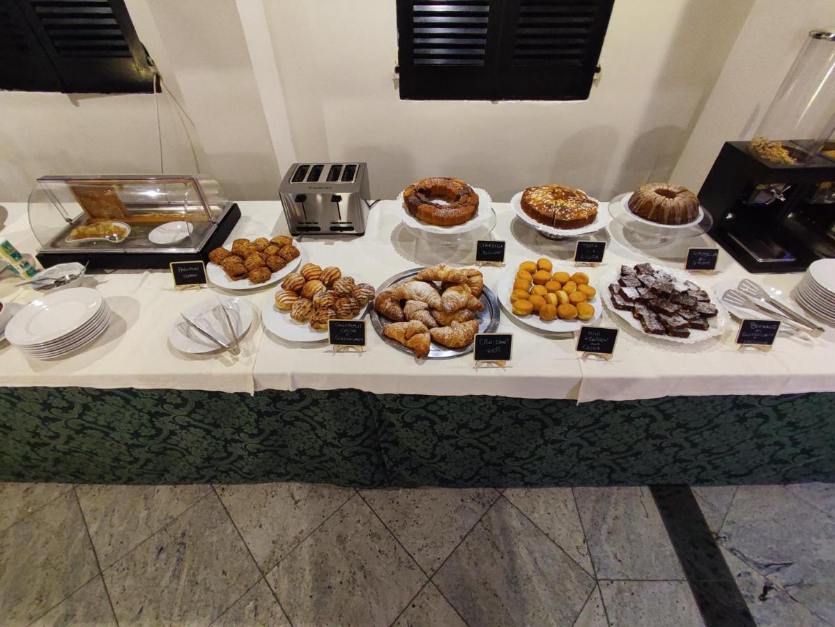 Hotel Hieracon Carloforte Kültér fotó